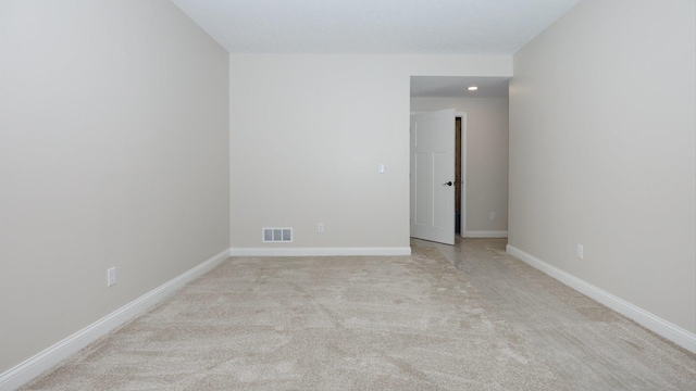 512 E Walnut St, Hudson, IL 61748 - photo 53