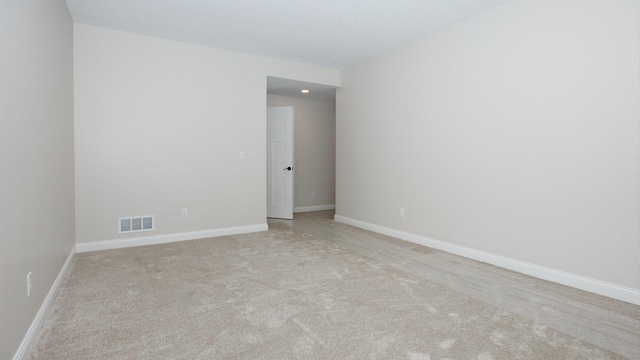 512 E Walnut St, Hudson, IL 61748 - photo 54
