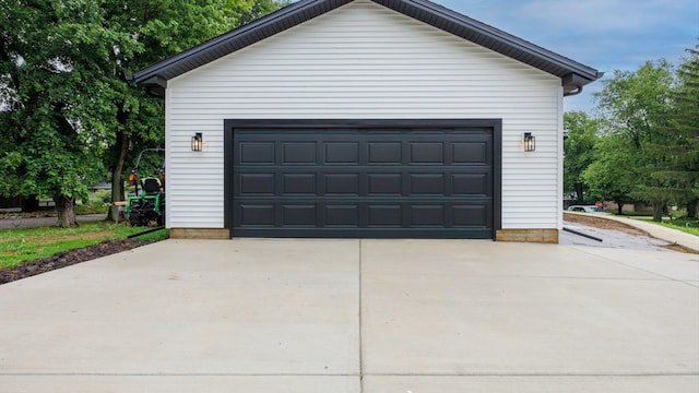 512 E Walnut St, Hudson, IL 61748 - photo 56