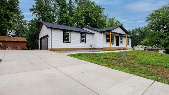 512 E Walnut St, Hudson, IL 61748 - photo 57