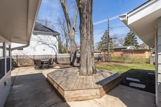 736 Willow Rd, Naperville, IL 60540 - view of patio featuring a fenced backyard and outdoor dining space