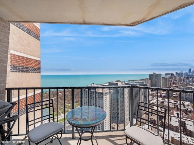 3660 N Lake Shore Dr Unit 3905, Chicago, IL 60613 - balcony with a city view and a water view