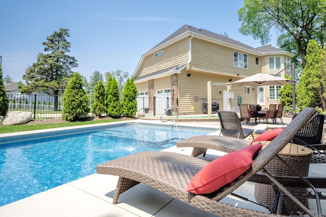 127 60th St, Downers Grove, IL 60516 - view of pool featuring fence and a patio