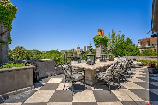401 W Dickens Ave, Chicago, IL 60614 - view of patio featuring outdoor dining area