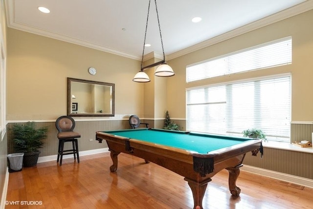 rec room featuring recessed lighting, a wainscoted wall, wood finished floors, ornamental molding, and pool table
