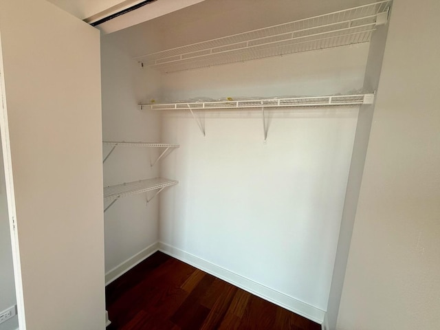651 N Milwaukee Ave Unit 403, Chicago, IL 60642 - view of closet
