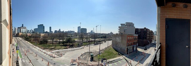 651 N Milwaukee Ave Unit 403, Chicago, IL 60642 - city view