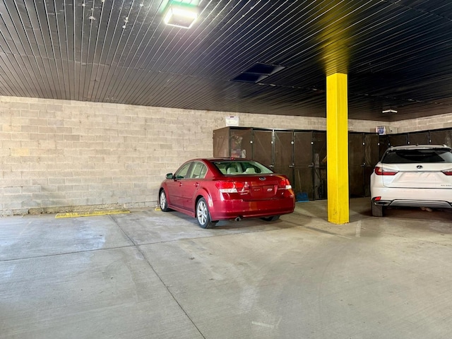 651 N Milwaukee Ave Unit 403, Chicago, IL 60642 - view of parking garage