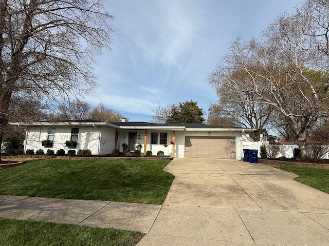 ranch-style home with a garage, a front lawn, stucco siding, and concrete driveway