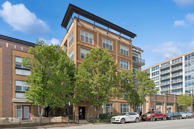 1228 W Monroe St Unit 301, Chicago, IL 60607 - view of apartment building / complex