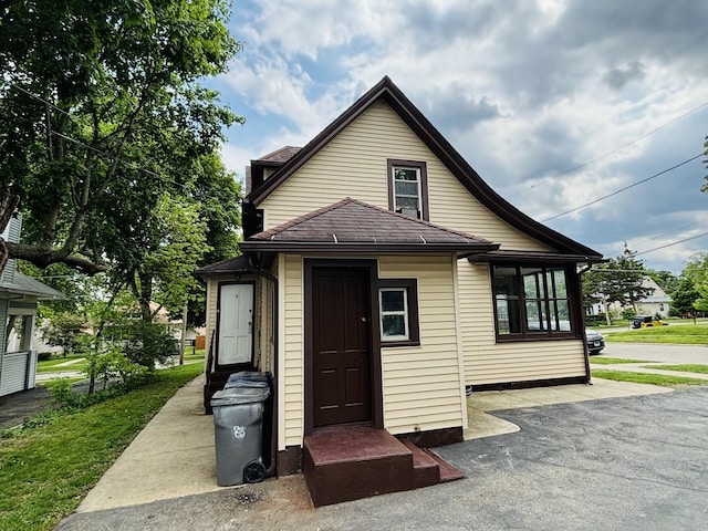 458 Morgan St, Elgin, IL 60123 - rear view of house