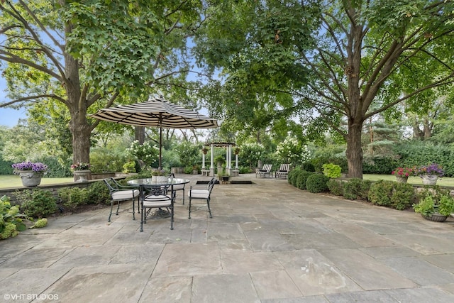 view of patio / terrace with outdoor dining area