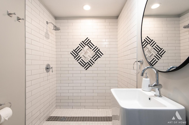 9106 S Eggleston Ave, Chicago, IL 60620 - bathroom featuring recessed lighting, tiled shower, and a sink