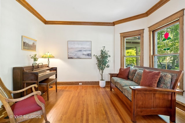 1515 W Glenlake Ave, Chicago, IL 60660 - living area with crown molding and light wood-style flooring