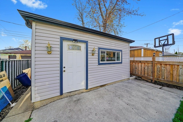 3024 E Ave, Berwyn, IL 60402 - view of outdoor structure featuring an outdoor structure and fence