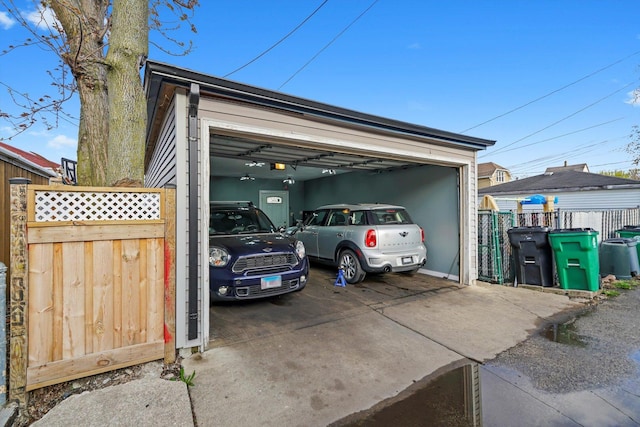 3024 E Ave, Berwyn, IL 60402 - detached garage featuring fence