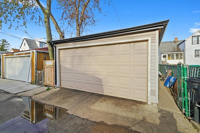 3024 E Ave, Berwyn, IL 60402 - detached garage featuring fence