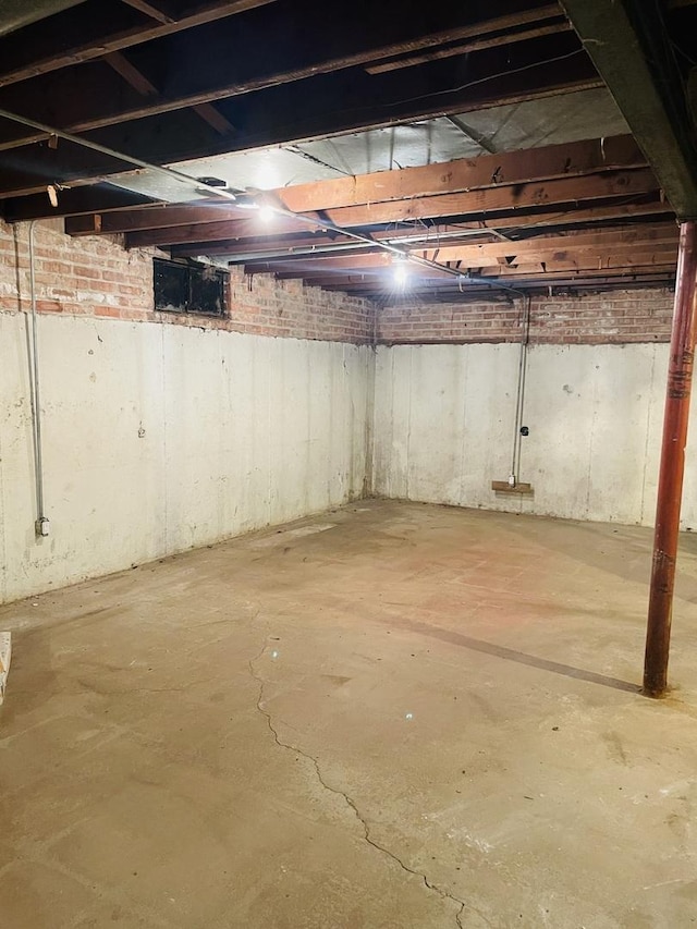view of unfinished basement