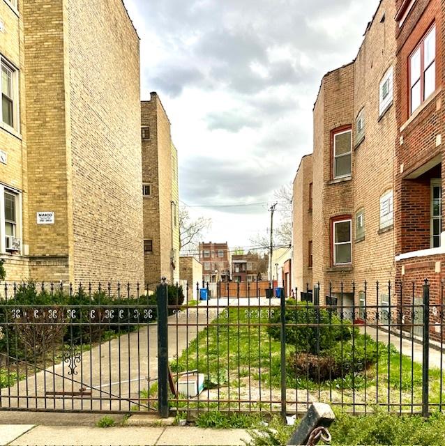 4855 W Jackson Blvd, Chicago, IL 60644 - photo 1
