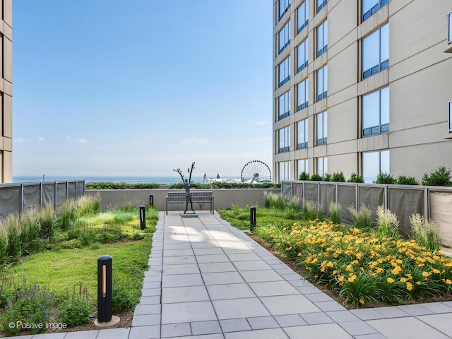 600 N Lake Shore Dr Unit 1802, Chicago, IL 60611 - view of community with fence