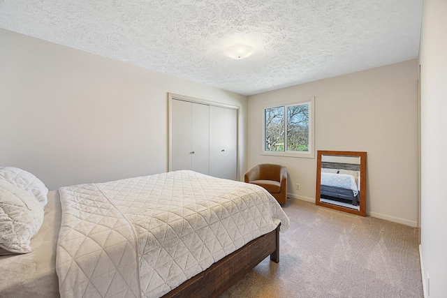 2104 Oakwood Ave, Bloomington, IL 61704 - stairs with visible vents, vaulted ceiling, baseboards, a textured ceiling, and wood finished floors