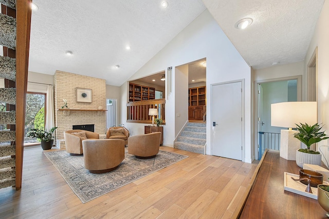 2104 Oakwood Ave, Bloomington, IL 61704 - lobby with visible vents and stairway