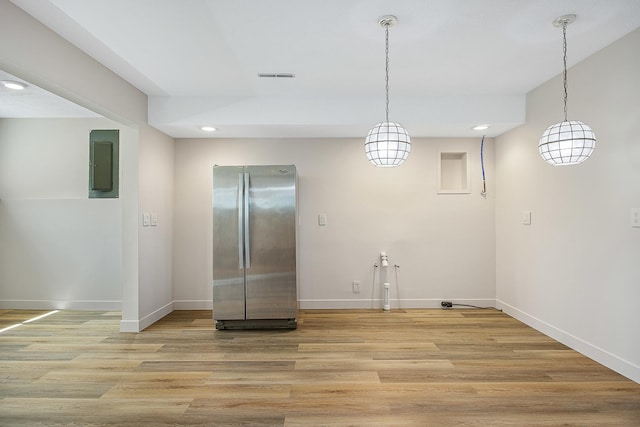 2104 Oakwood Ave, Bloomington, IL 61704 - bedroom with a textured ceiling, carpet floors, and baseboards