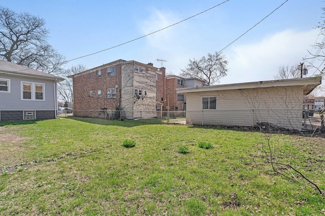 13916 S Dearborn St, Riverdale, IL 60827 - view of yard with fence