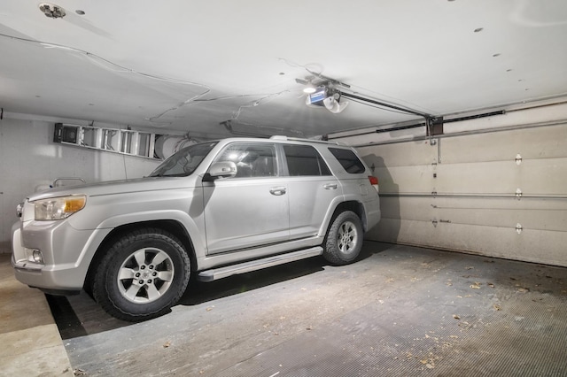 3104 Antelope Springs Rd, Northbrook, IL 60062 - garage featuring a garage door opener