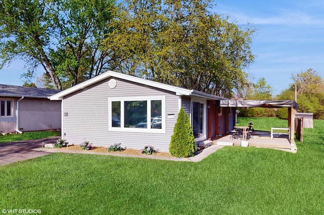 5743 Sherman Ave, Downers Grove, IL 60516 - single story home featuring a patio area and a front yard