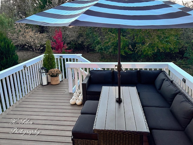 730 Goodfield Lndg, Elgin, IL 60124 - wooden terrace featuring outdoor lounge area