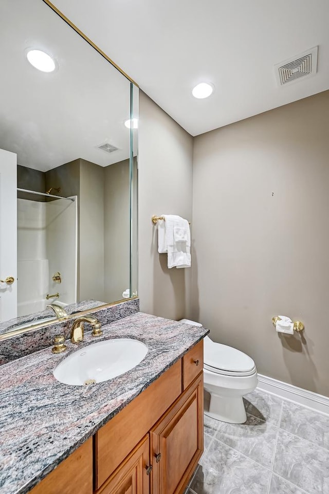 909 Prairie Ridge Ct, Burr Ridge, IL 60527 - full bath with vanity, toilet, baseboards, and  shower combination