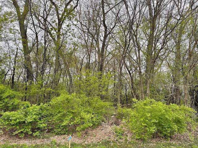 3319 Lakewood Dr, Prairie Grove, IL 60012