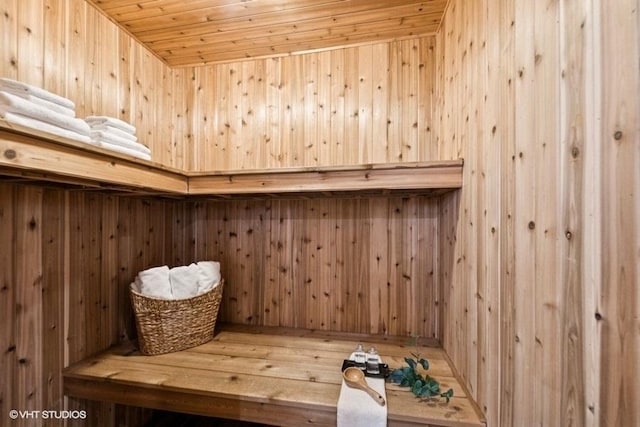 view of sauna / steam room
