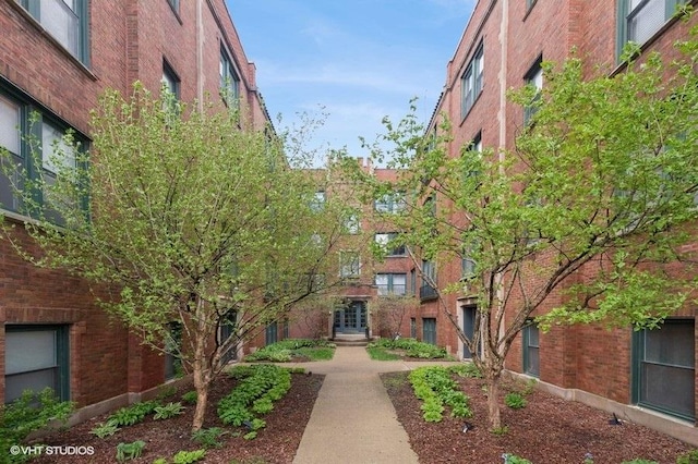 3128 W Carmen Ave Unit 2, Chicago, IL 60625 - view of home's community