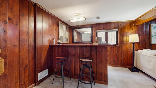 7350 N Karlov Ave, Lincolnwood, IL 60712 - indoor dry bar with wood walls