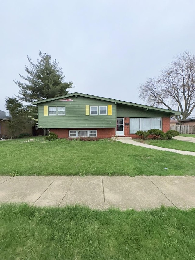 16117 Wabash Ave, South Holland, IL 60473 - view of front facade featuring a front lawn