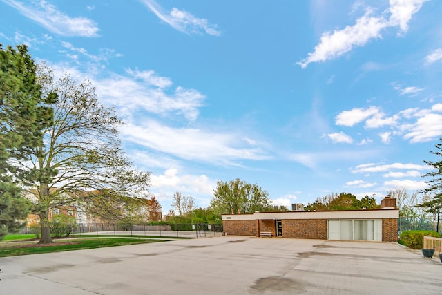 2201 S Grace St Unit 608, Lombard, IL 60148 - exterior space featuring fence