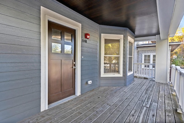 840 S Cuyler Ave, Oak Park, IL 60304 - wooden deck featuring covered porch
