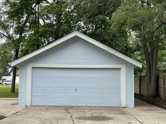 2846 8th St, Rockford, IL 61109 - view of detached garage