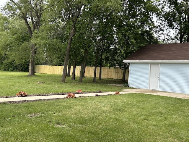 2846 8th St, Rockford, IL 61109 - view of yard