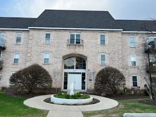 5201 Carriageway Dr Unit 315, Rolling Meadows, IL 60008 - view of building exterior