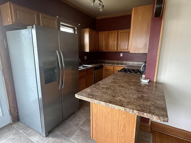 kitchen with cooktop, light tile patterned floors, dishwasher, a peninsula, and stainless steel refrigerator with ice dispenser