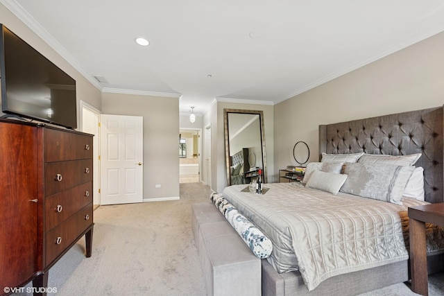 33 W Huron St Unit 309, Chicago, IL 60654 - bedroom featuring light carpet, ornamental molding, baseboards, and ensuite bath