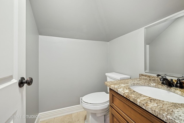 546 Oak Knoll Rd, Barrington Hills, IL 60010 - half bathroom featuring toilet and vanity