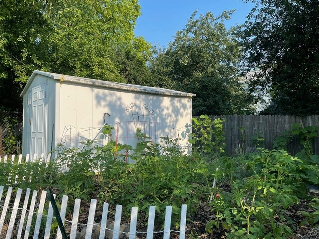 525 Burke Dr, Carol Stream, IL 60188 - photo 21