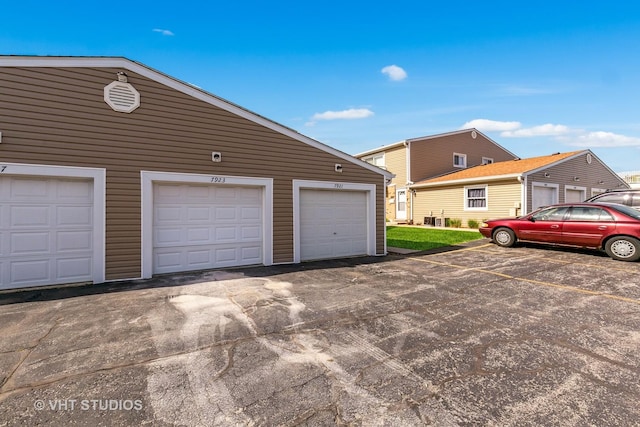 7923 163rd Ct Unit 23, Tinley Park, IL 60477 - view of garage