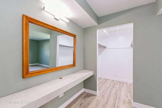 7923 163rd Ct Unit 23, Tinley Park, IL 60477 - hall with light wood finished floors and baseboards