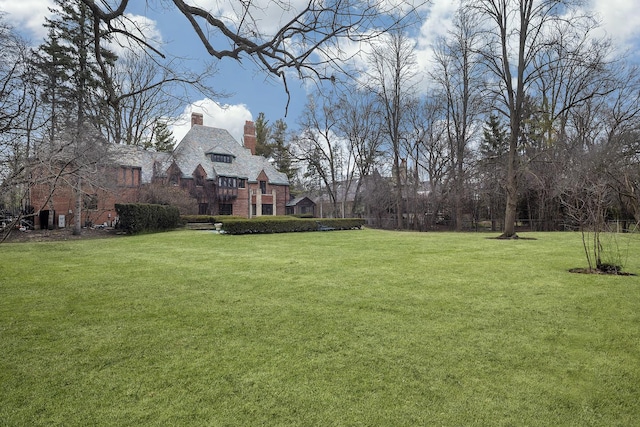 1250 Westmoor Rd, Winnetka, IL 60093 - view of green lawn