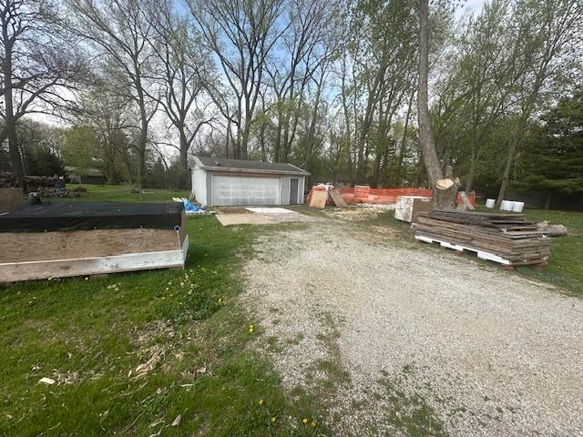 17318 Airstrip Rd, Hudson, IL 61748 - photo 2